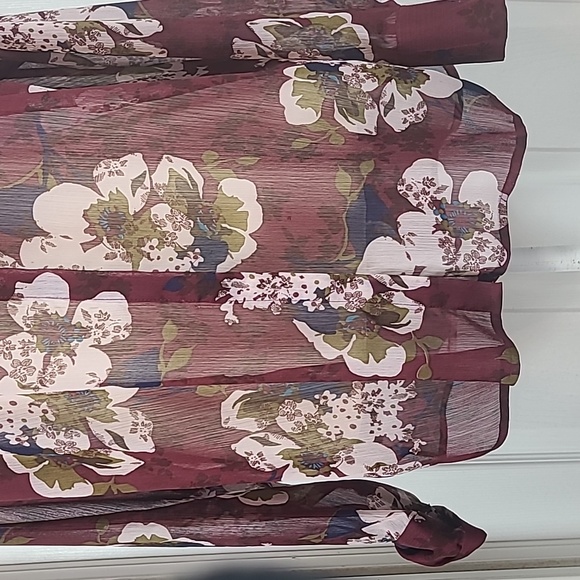 Kut from the Kloth Floral Blouse - Picture 3 of 11